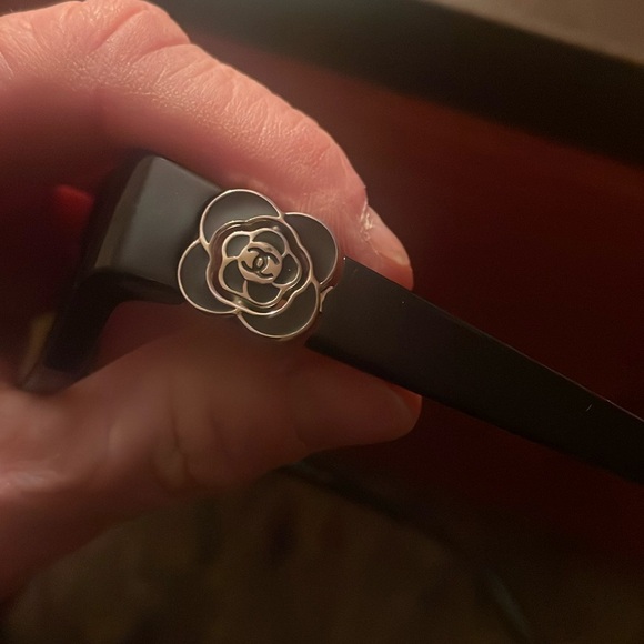 Chanel frames - Picture 1 of 17